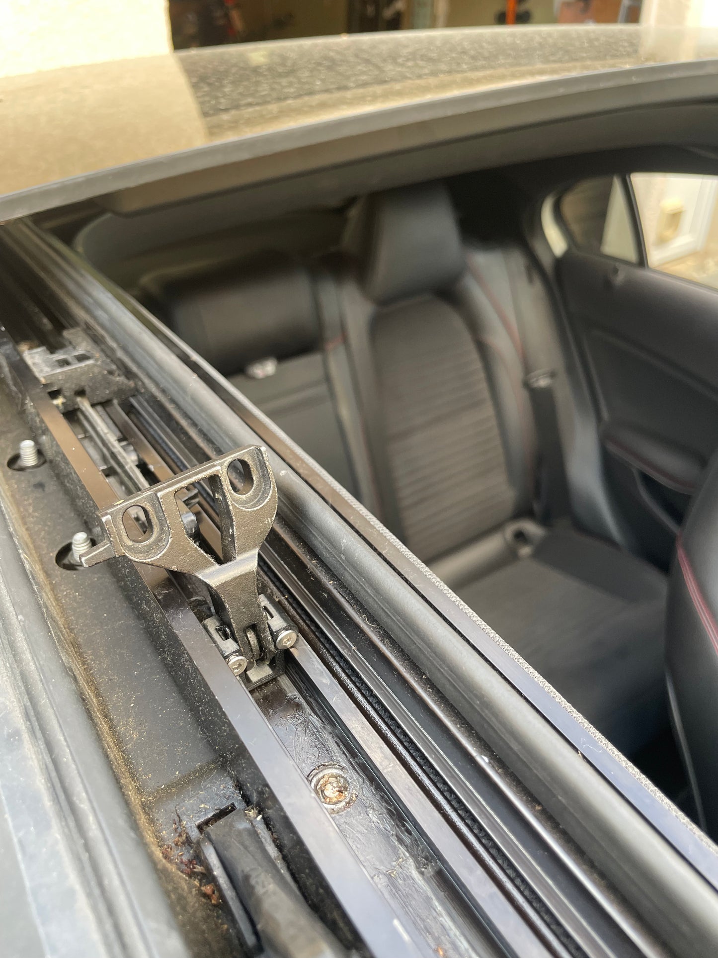 Coulisseaux Toit Ouvrant Mercedes – Classe A W176, CLA W117/C117, GLA W156 – Kit de Réparation